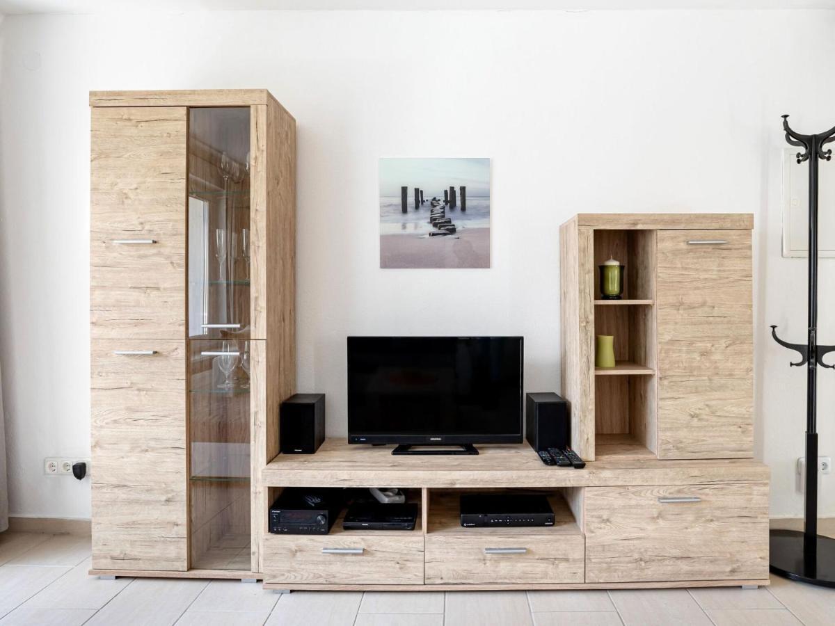Flat In Eutin On The Kleiner Eutiner See Lake ภายนอก รูปภาพ