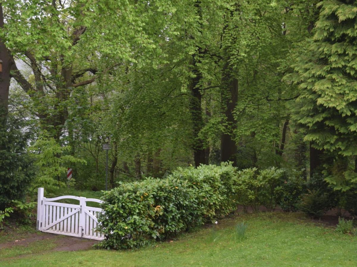 Flat In Eutin On The Kleiner Eutiner See Lake ภายนอก รูปภาพ