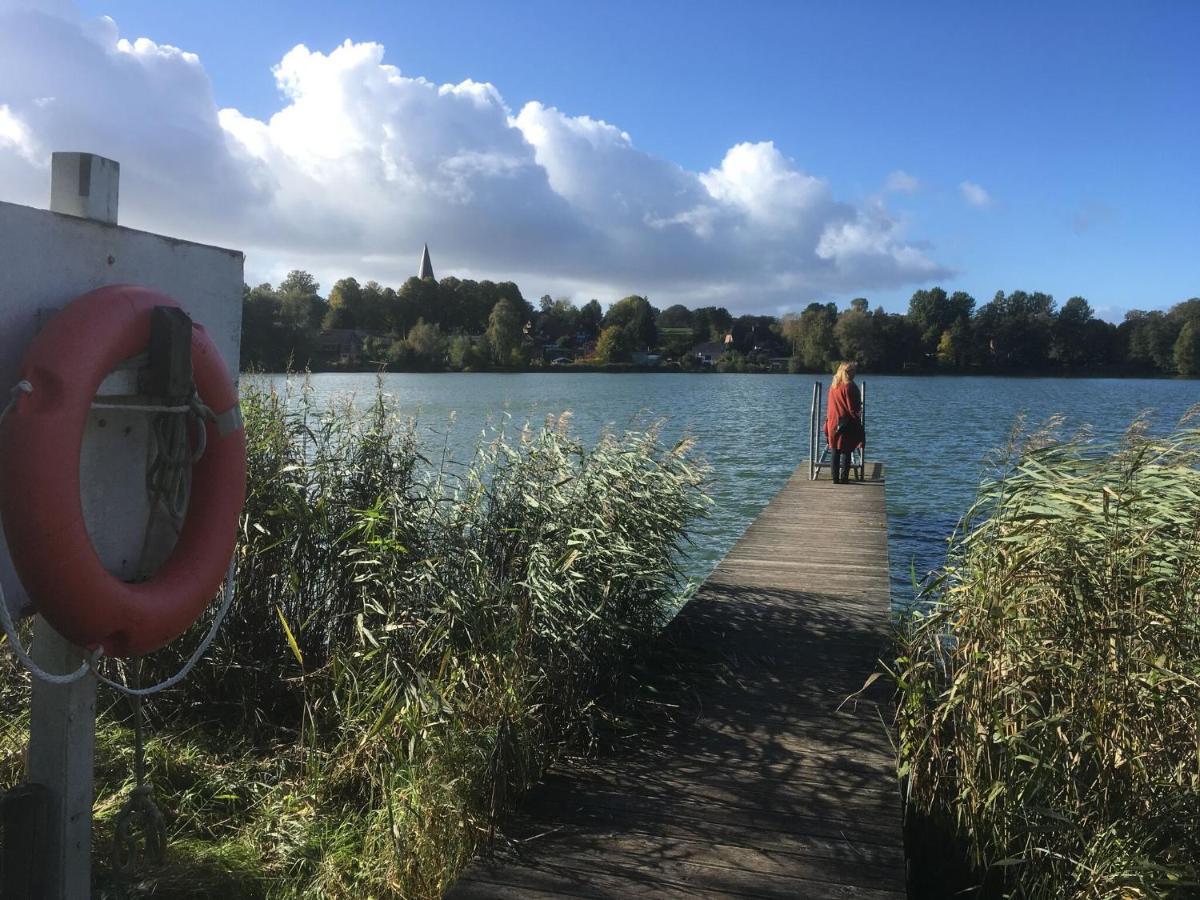Flat In Eutin On The Kleiner Eutiner See Lake ภายนอก รูปภาพ